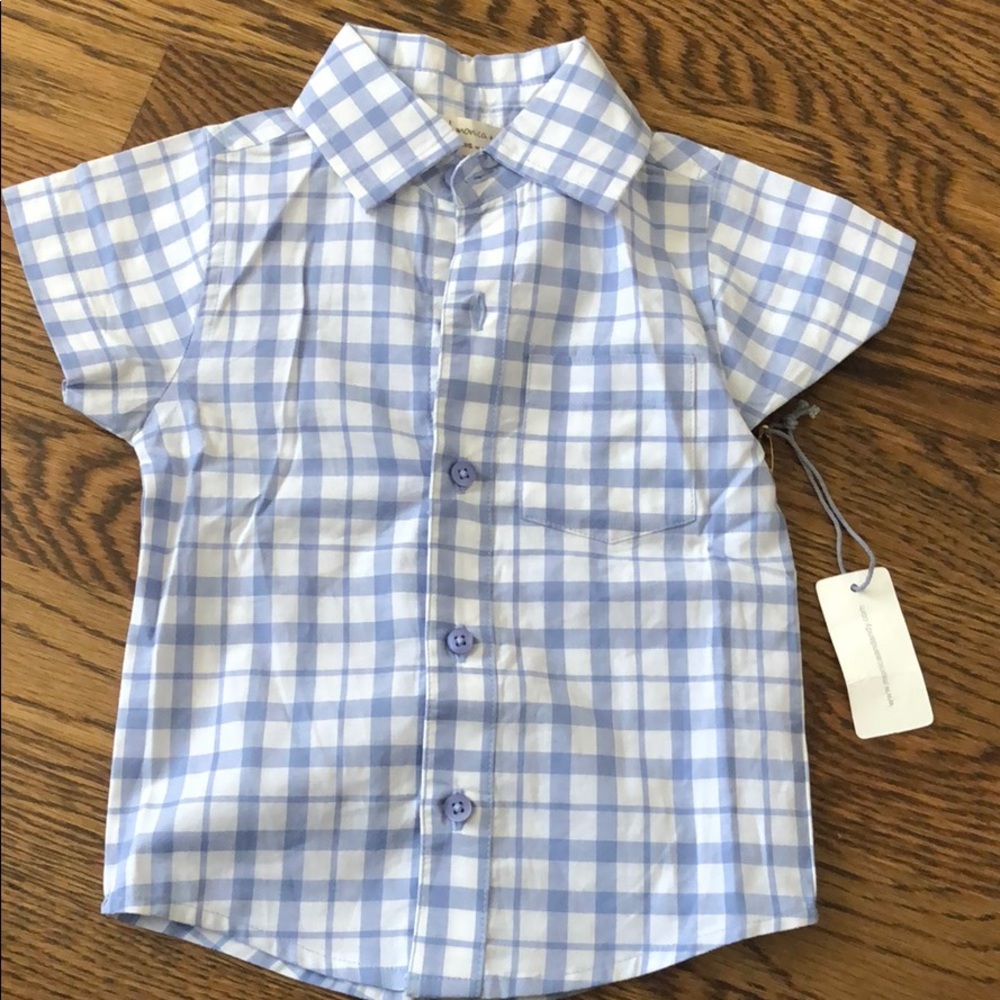 Monica and Andy short sleeved button down